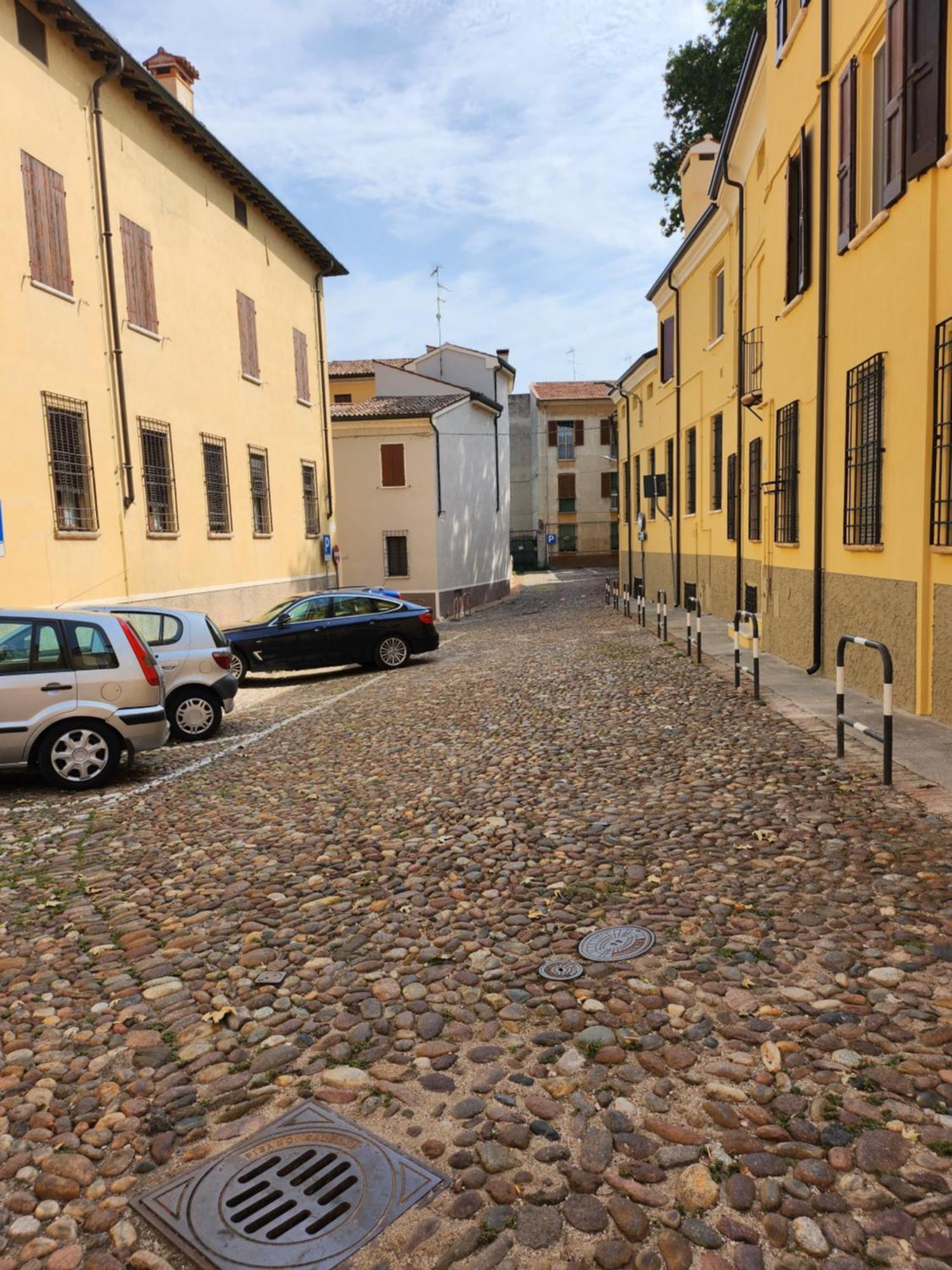 Domus Flavia Apartment Mantova Exterior foto
